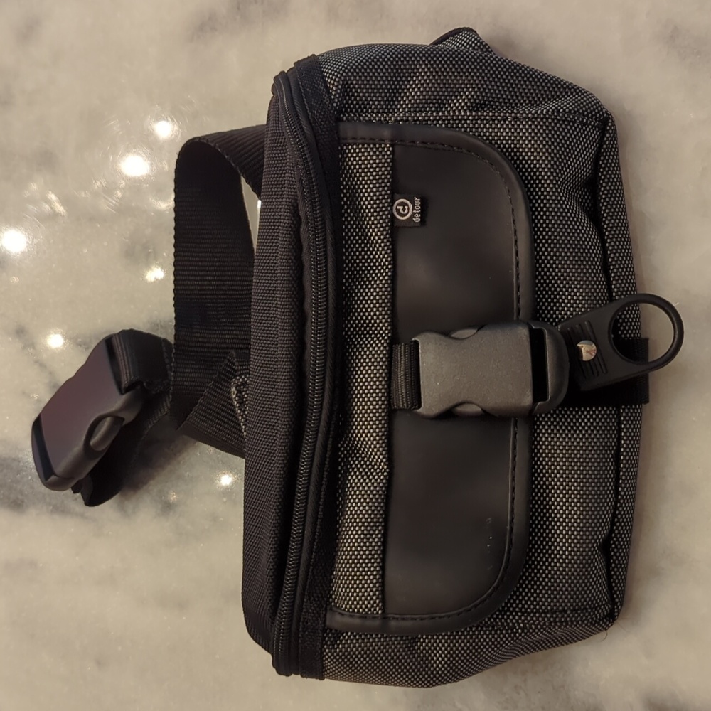 Vintage Samsonite Belt Bag Black Waist Bag Fanny Pack adjustable straps EPC